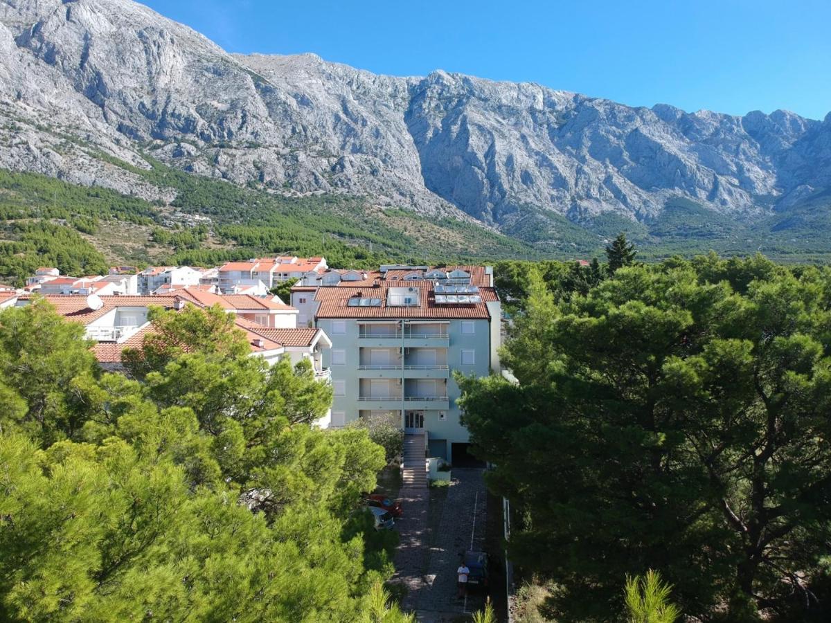 Ruza&Nikolina "1" Apartmani - Baška Voda Eksteriør bilde